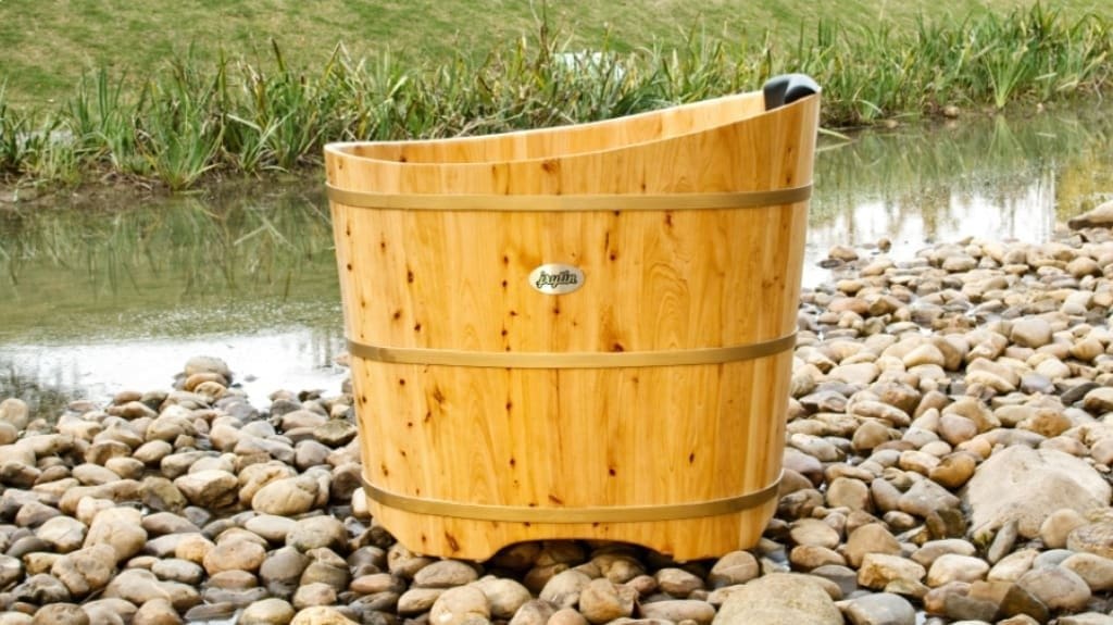 Handcrafted 34" Freestanding Wooden Bathtub